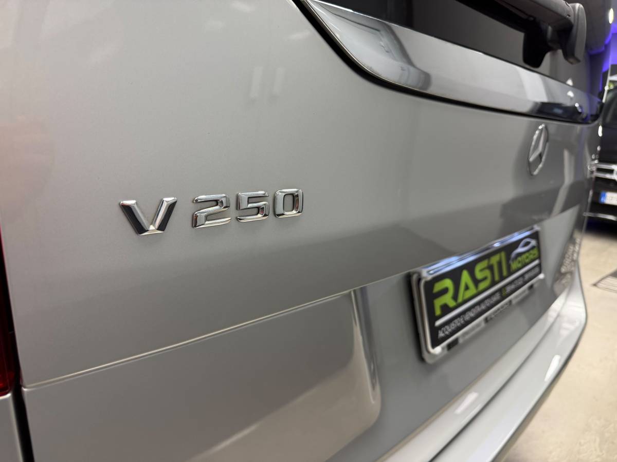 MERCEDES-BENZ CLASSE V 250 CDI BLUETEC