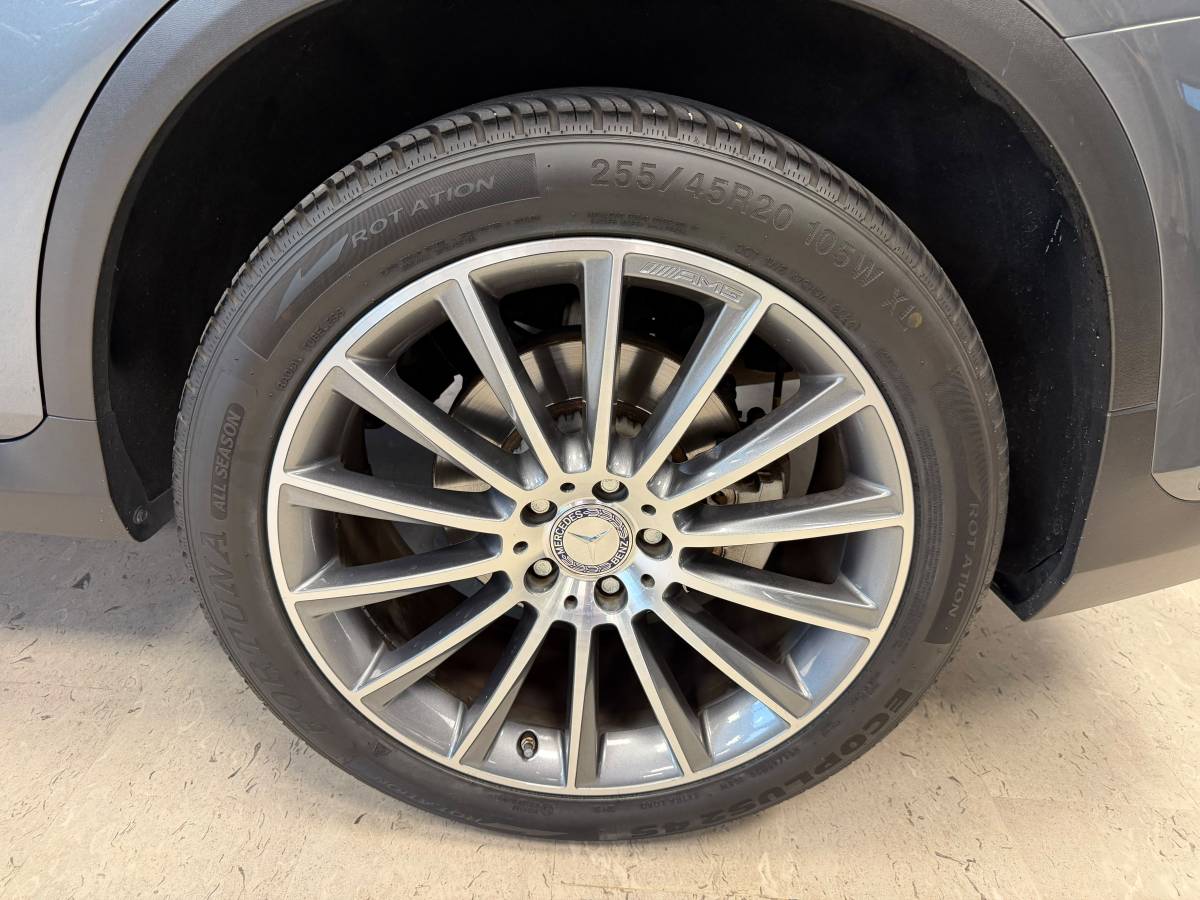 MERCEDES GLC 220d 4MATIC