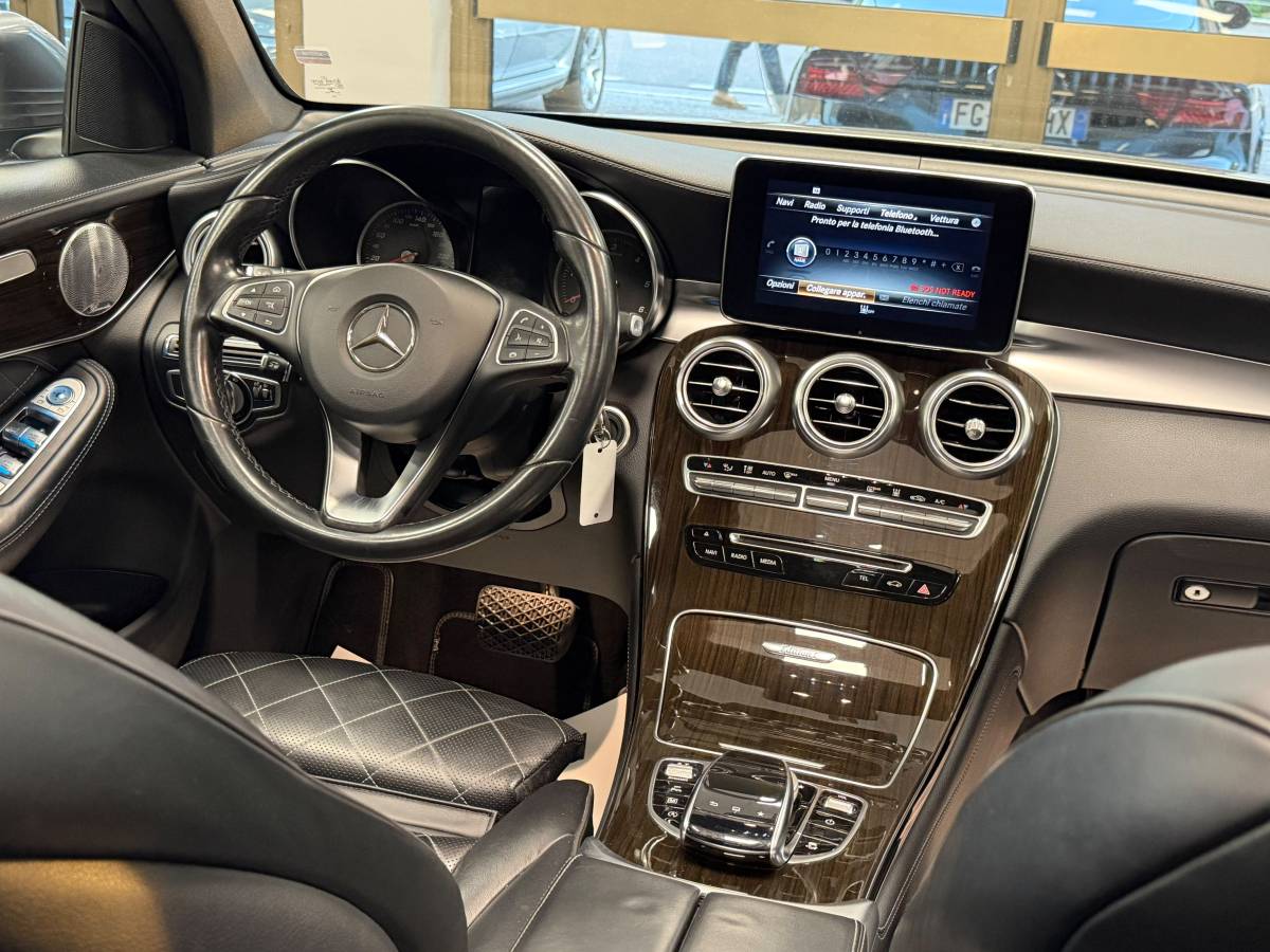 MERCEDES GLC 220d 4MATIC