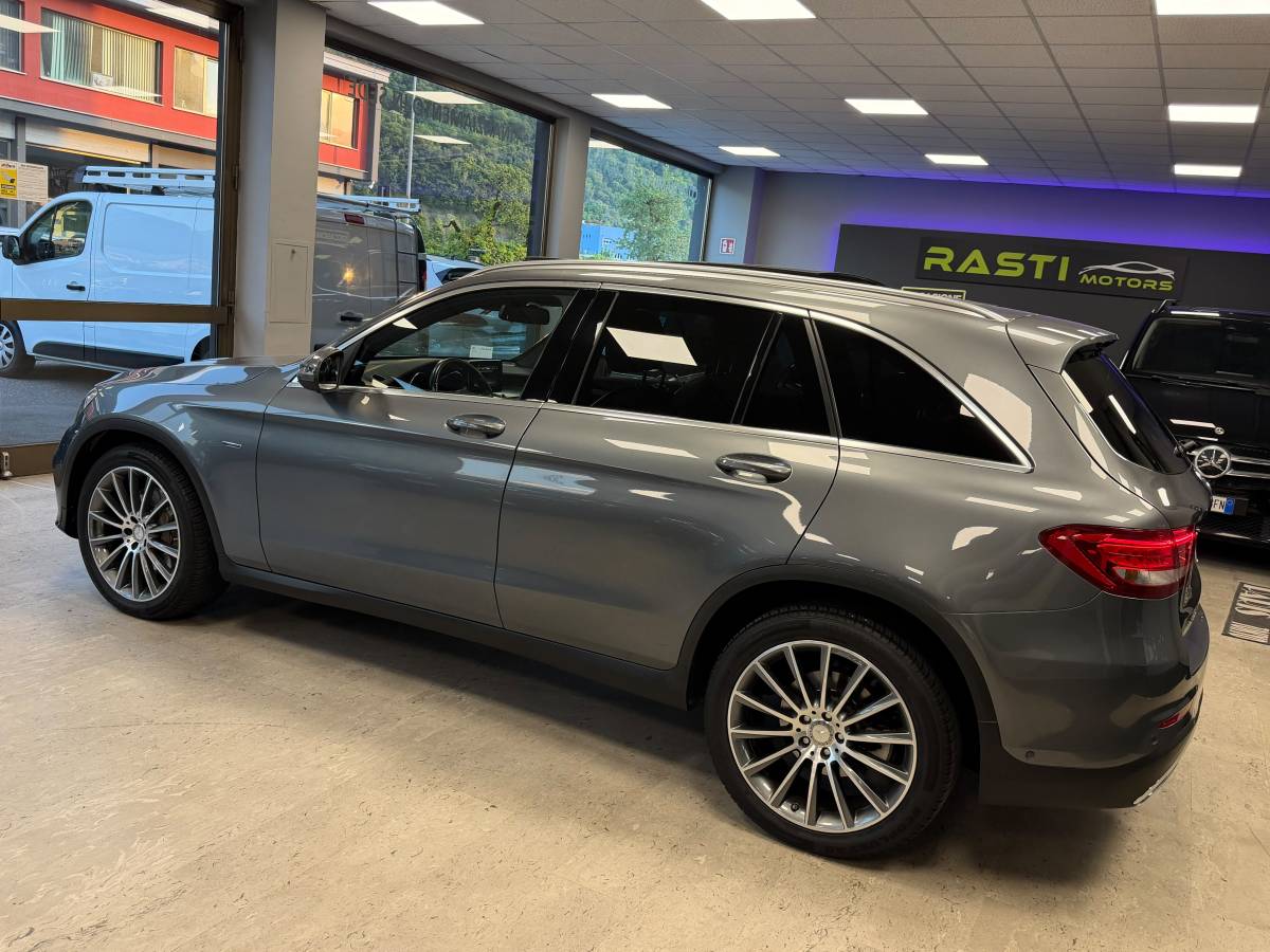 MERCEDES GLC 220d 4MATIC