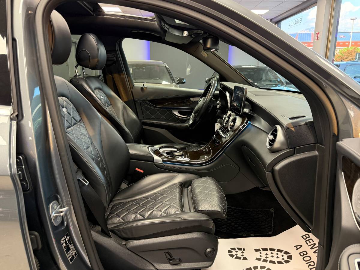 MERCEDES GLC 220d 4MATIC