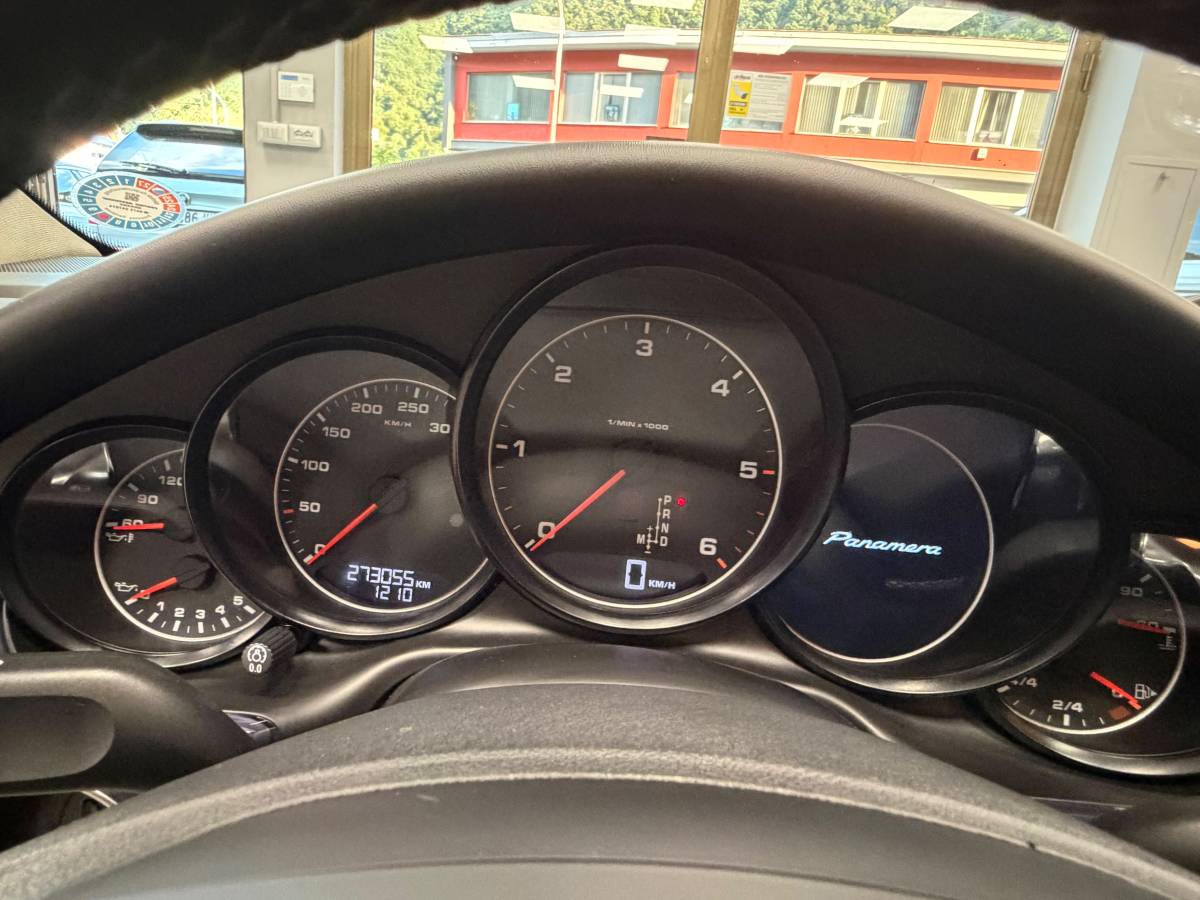 Porsche Panamera 3.0 Diesel 250 CV