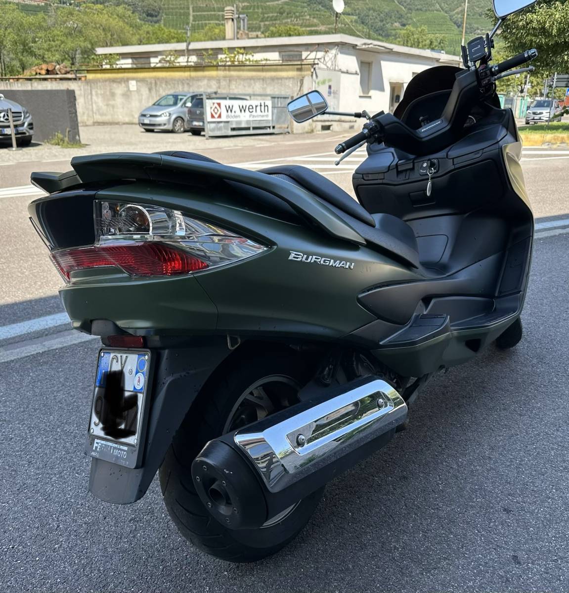 Suzuki Burgman 400