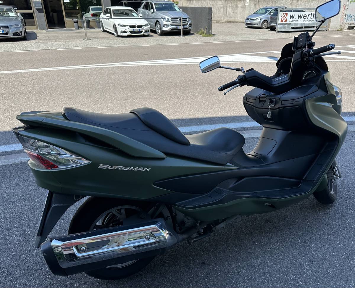 Suzuki Burgman 400