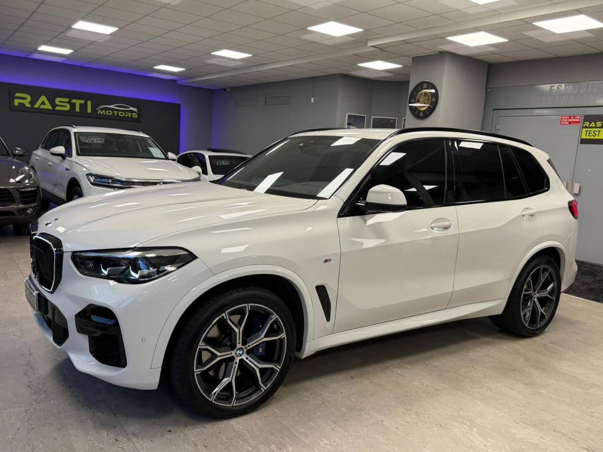 BMW X5 XDRIVE30D 48V M SPORT – 286 CV TAGLIANDI IN CASA MADRE