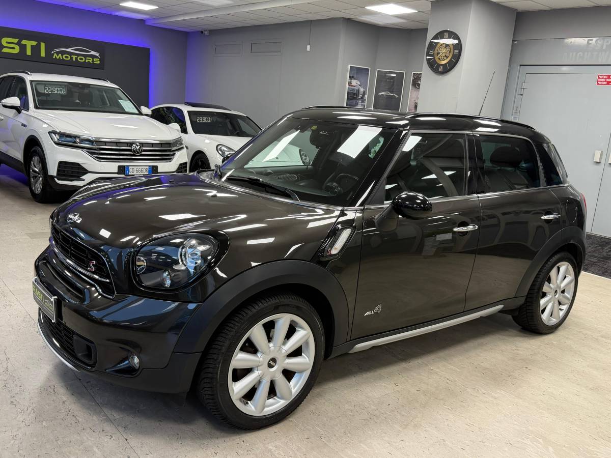 MINI COUNTRYMAN COOPER SD ALL4 – 2.0 DIESEL – 143 CV – 4x4