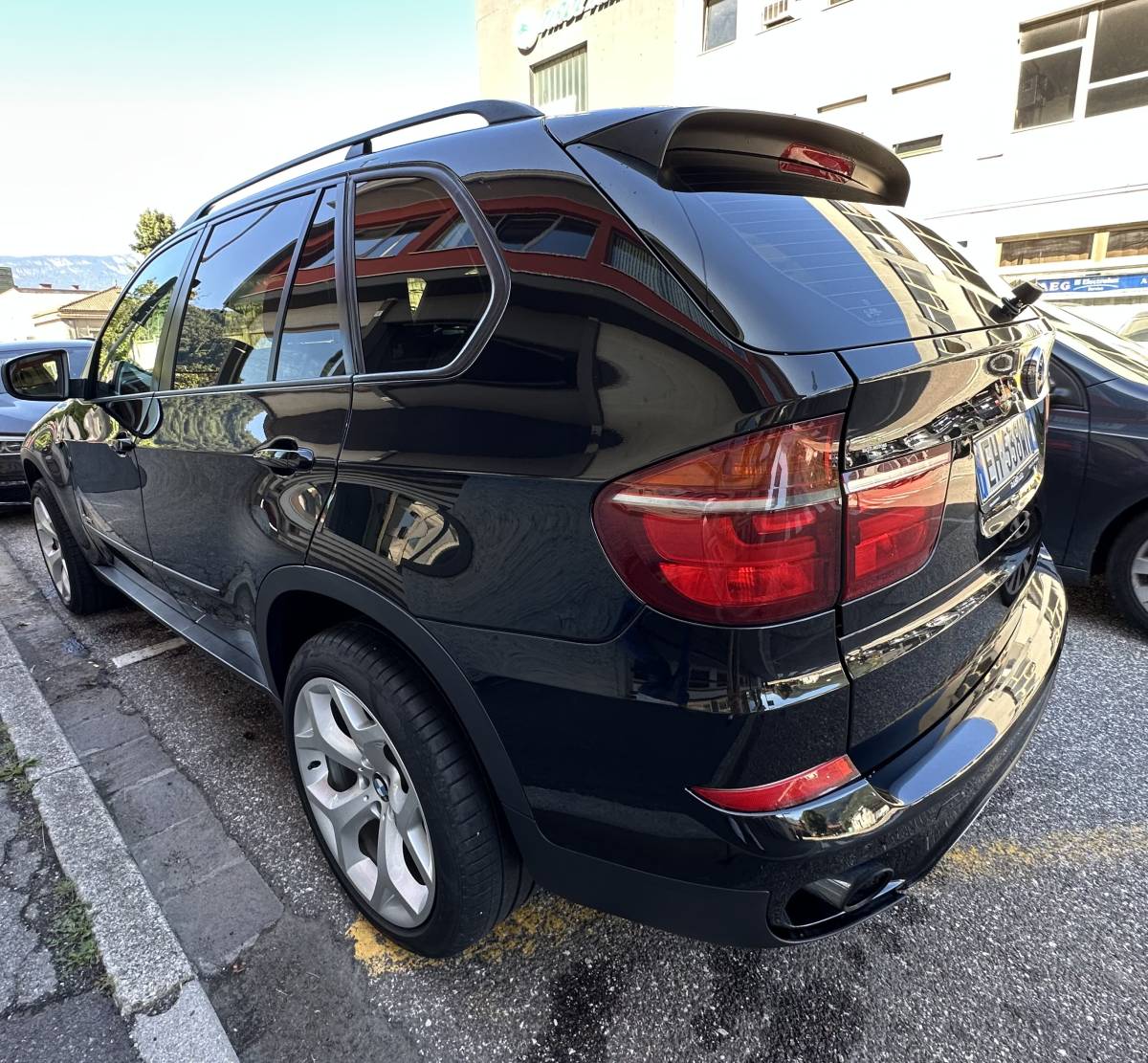 BMW X5 xDrive30d – 7 POSTI  