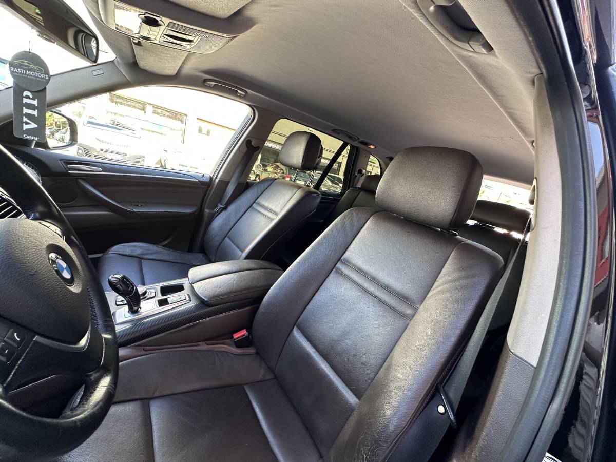 BMW X5 xDrive30d – 7 POSTI  