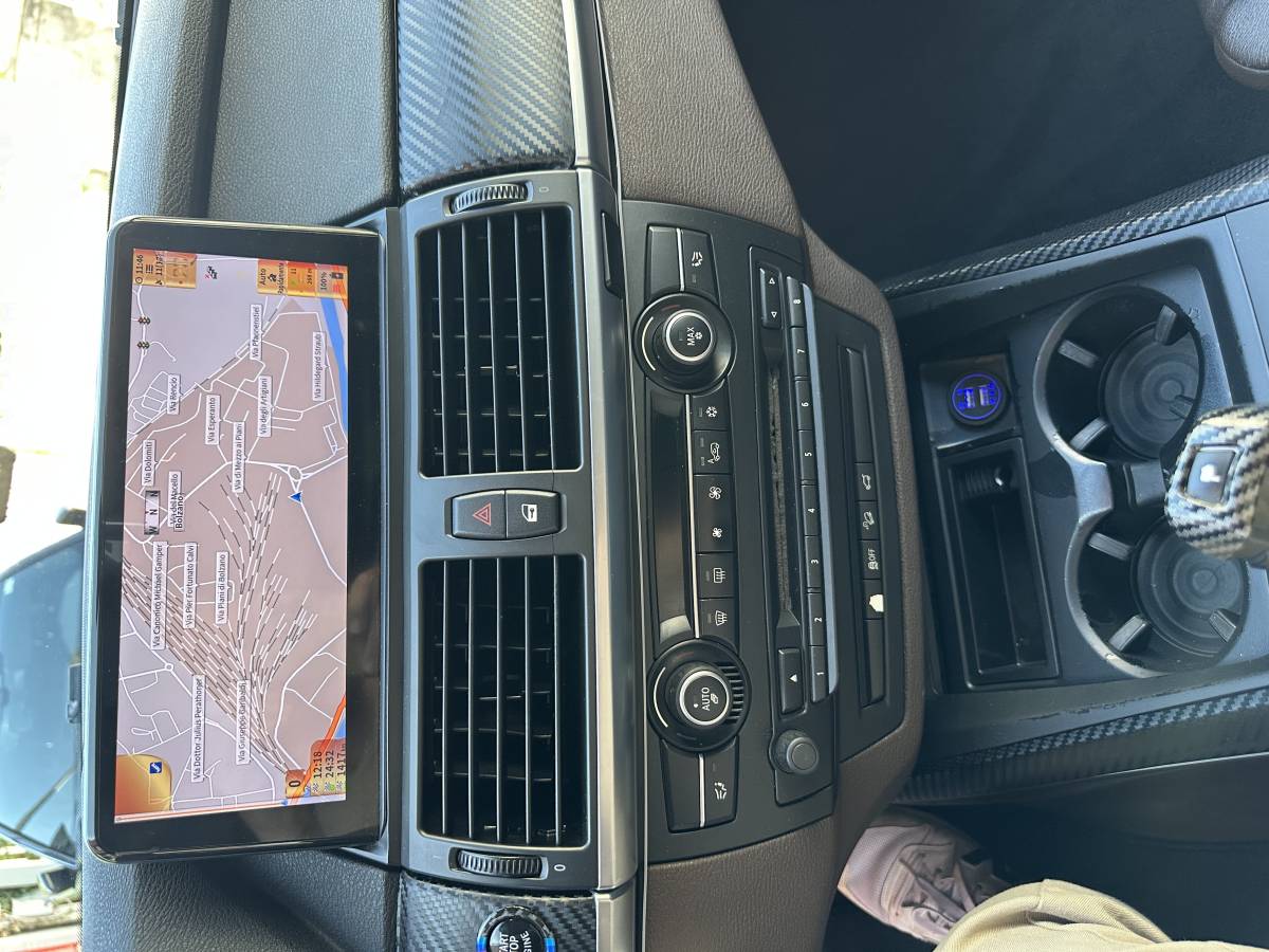 BMW X5 xDrive30d – 7 POSTI  