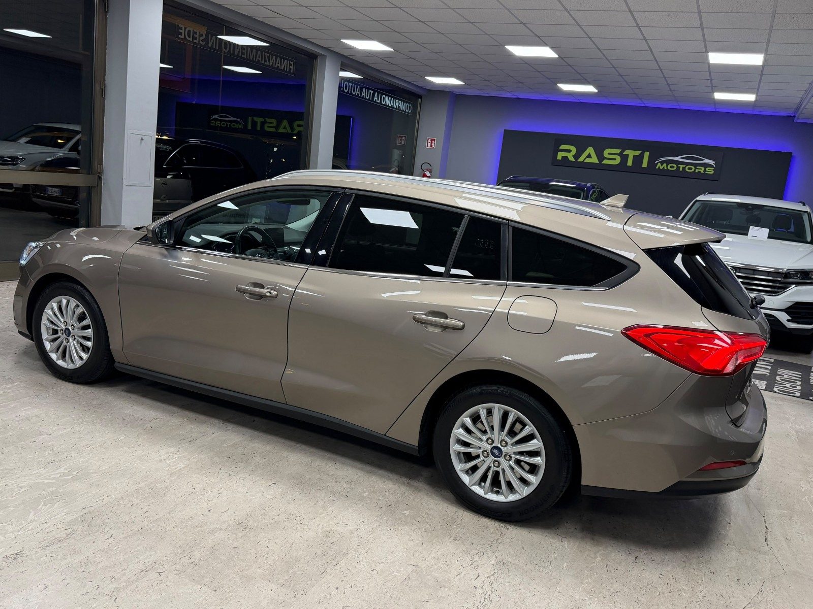 FORD FOCUS SW 1.0 ECOBOOST 125 CV VIGNALE – 2019