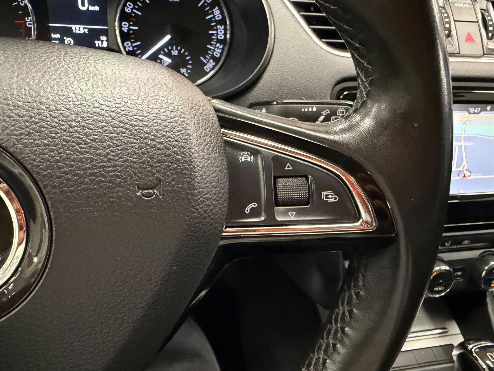 SKODA OCTAVIA 1.6 TDI DSG WAGON STYLE – 110 CV 
