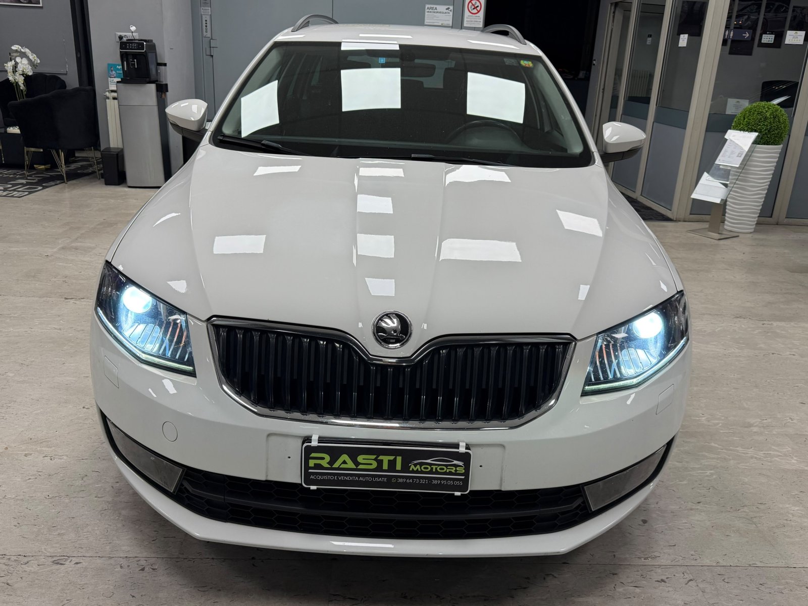 SKODA OCTAVIA 1.6 TDI DSG WAGON STYLE – 110 CV 