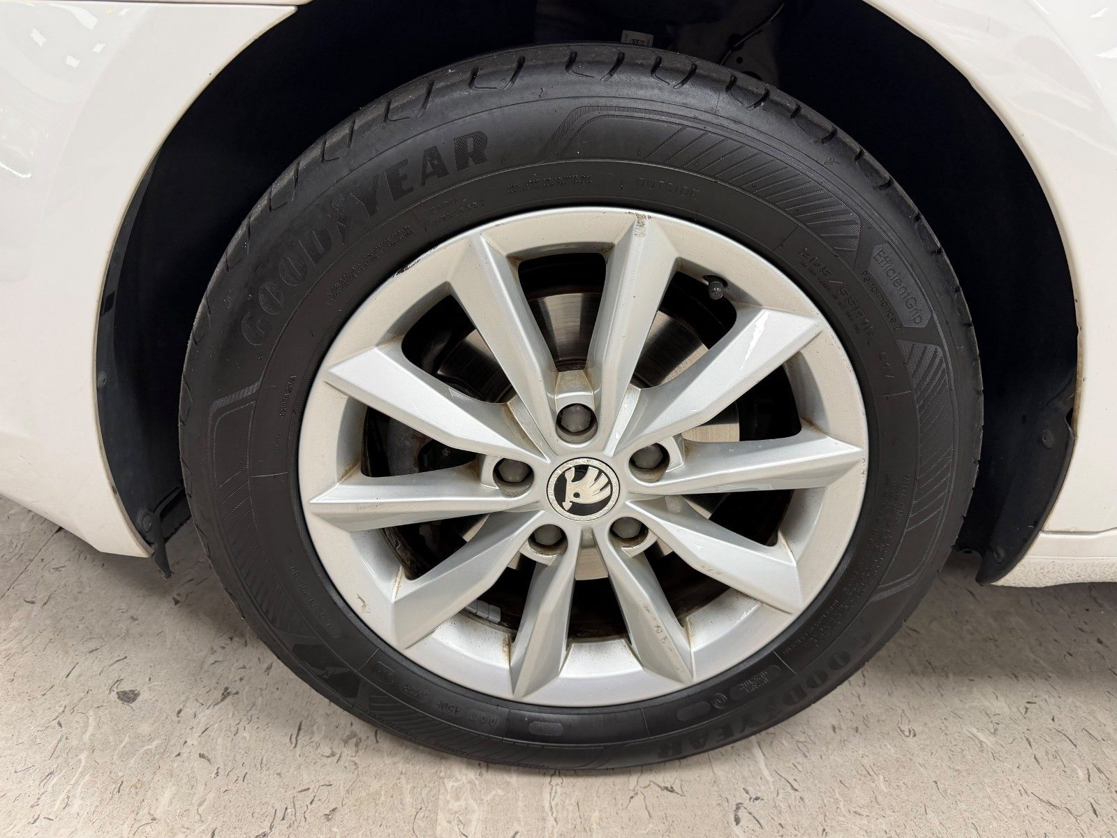 SKODA OCTAVIA 1.6 TDI DSG WAGON STYLE – 110 CV 