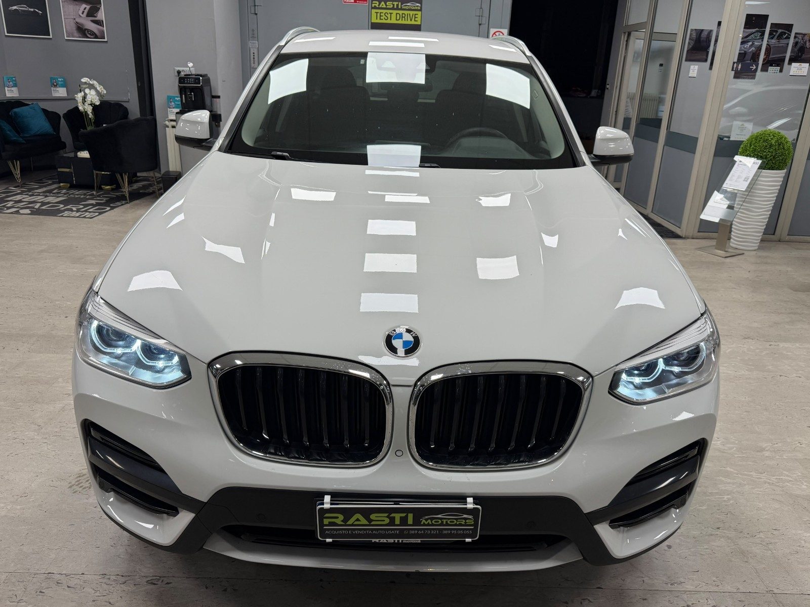 BMW X3 sDrive18d SPORT – 150 CV – IVA ESPOSTA