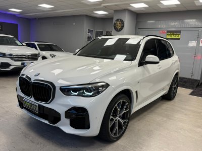 BMW X5 XDRIVE30D 48V M SPORT – 286 CV TAGLIANDI IN CASA MADRE